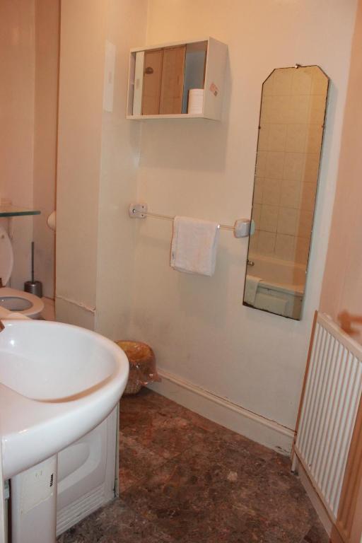 Apart-hotel Kensingtoncourt 3*